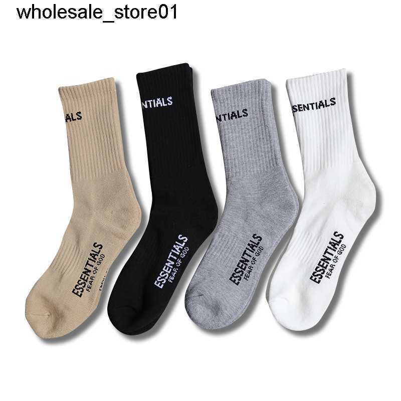 

Men's designer Socks fashion essential wear of pure cotton socks men's women's middle tube sports stockings tide, White fg towel socks