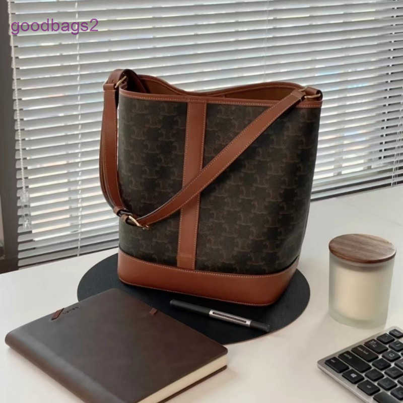 

Bag Celins Star's same Triumphal Arch bucket bag Old flower leather large capacity shoulder Autumn and winter fashion versatile messenger IY9U IY9U, Sky blue