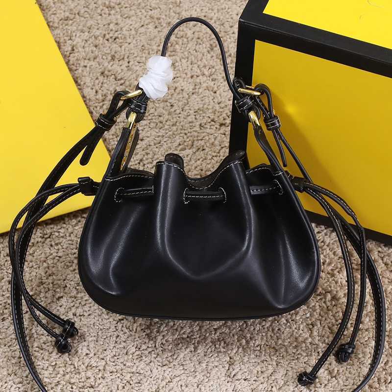 

2022 Evening Bags Dumpling Bag Handbag Crossbody Shoulder Bags Women Plain Tote Purse Drawcord Shrinkage Design Metal Hardware Adjustable Shoulder Strap, Customize