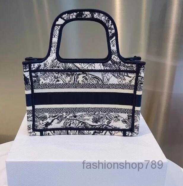 

Evening Bags Embroidery Totes Bag Mini Womens Designers Canvas Handbag Totes Messenger Fahion Plain Letter Ladies Shoulder Tote Bags LeatheM