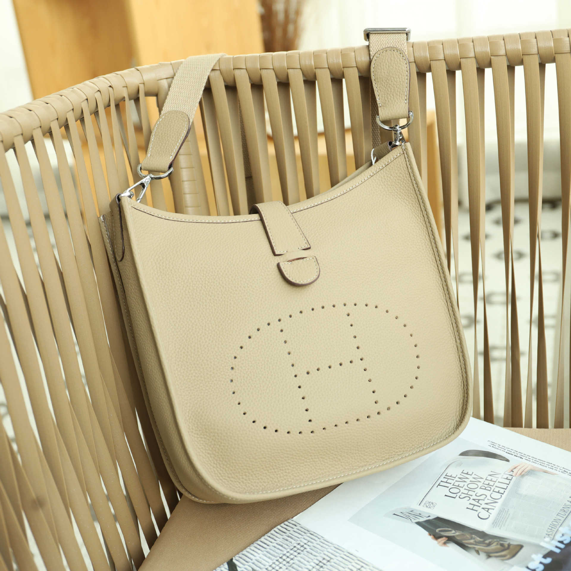 

Bag Herme Designer Women Evelynes Handbags Herms 's Summer 2022 Leather Popular Fashion Versatile Lychee Pattern Foreign Style Girl One, Elephant gray