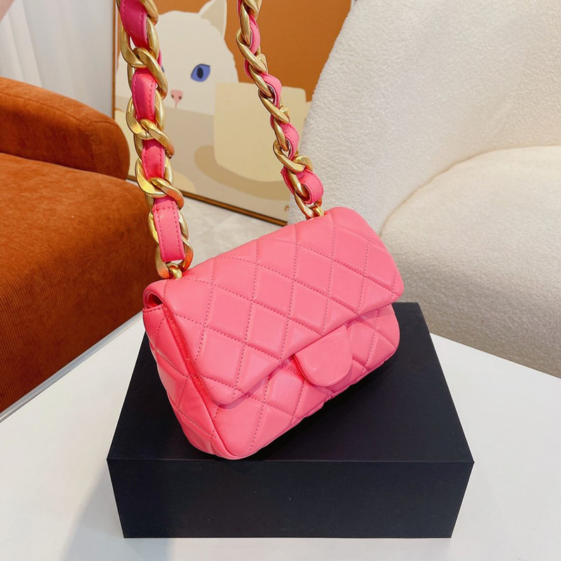 

Fashion Women Mini Classic Flip Shoulder Bag Diamond Lattice Leather Quilted Vintage Thick Chain Luxury Designer Bag Handbag Trend Makeup Messenger Suitcase Purse, Pink