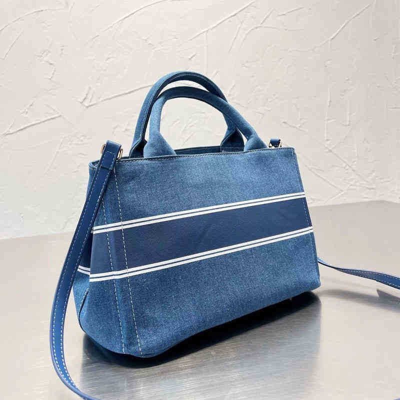 

Evening Bags Designer Mini Tote Handbag Denim Canvas Bag Women Shopping Handbag s Classic Large Capacity Lady 220905, Blue