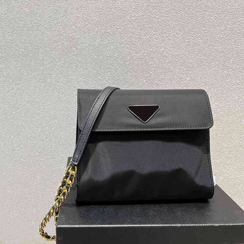 

Shoulder Bags Shoulder Bag Pbag Triangle Designer bags Women Classic Handbag Nylon Crossbody Bag Chain Purses Ladies Messenger Handbags, Pbag black