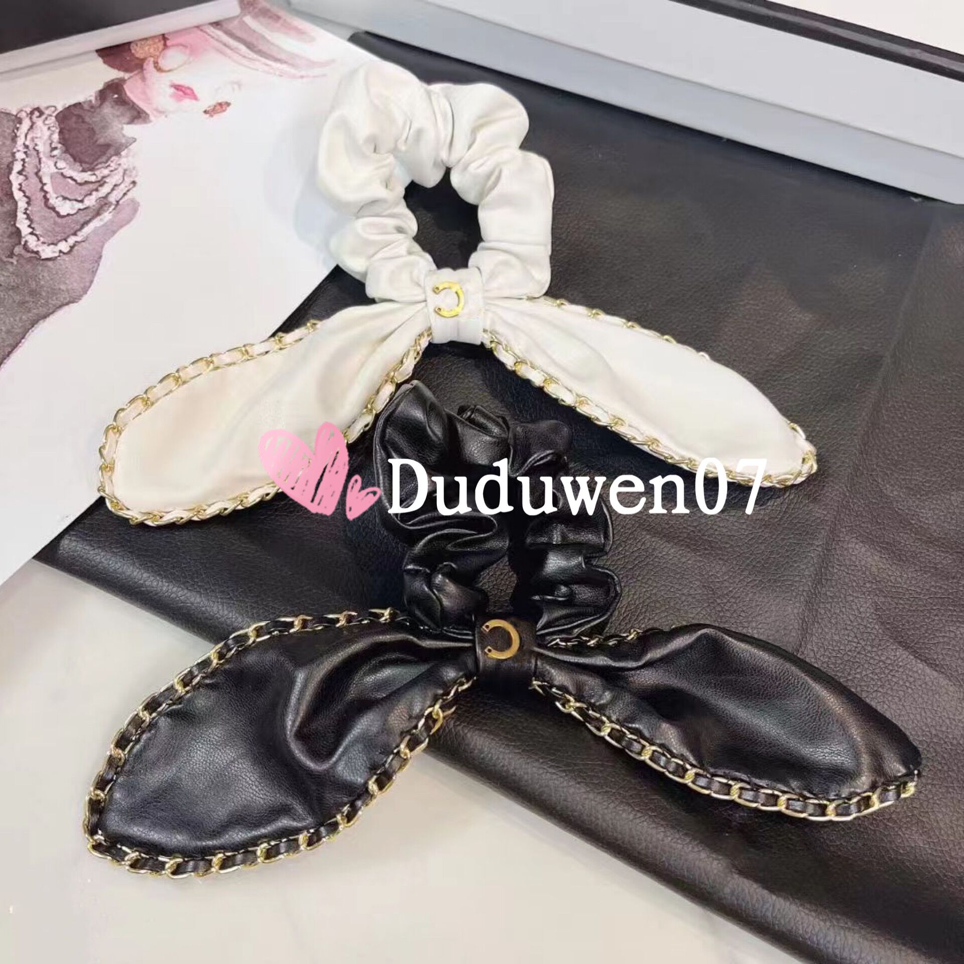 

Party Favor metal chain fashion symbol classic elastic hair ties pu leather hairrope hairband