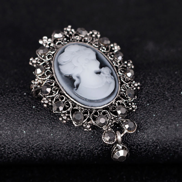 

Portrait Brooch Pin Retro Photo Frame Head Fashion Business Suit Tops Corsage Rhinestone Brooches Fashion Jewelry Gift