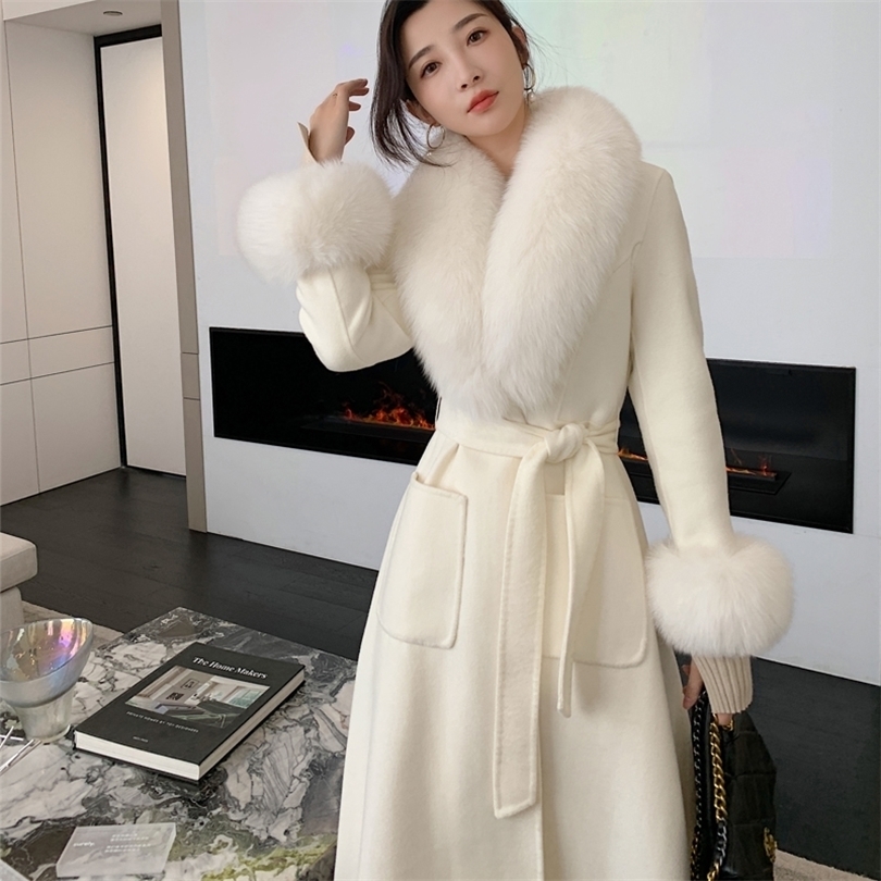 Manteau en cachemire à col en fausse fourrure pour femmes automne et hiver version coréenne longue laine mince femmes senior 220927
