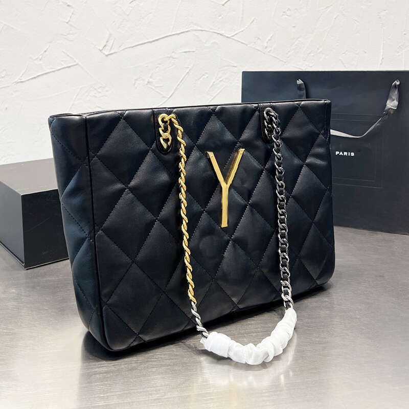 

Tote Beach Bags Chains Shoulder Bag Quilting Handbag Women Purse Cowhide Bucket Bags Diamond Lattice Oversize Letter Hardware Large Capacity Shopping Handbags, #1 34x26cm
