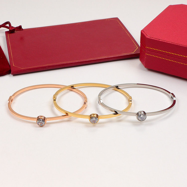 

Love Bracelet Fashion Luxury Jewelry Women's Titanium Alloy Gold Plated bangle Screw Men's Single diamond Luxury Designer jewel Valentine's Day Gift Bracelets