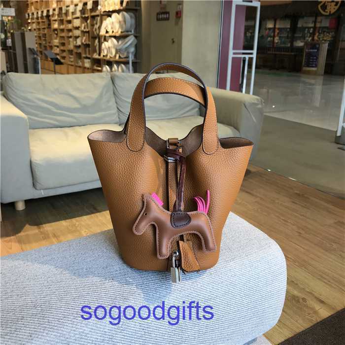 

H Handbag Women's Designer Bags Genuine Leather Picotn Lock Handbags Tote Bag New Casual Bucket Handbag Soft Pn 2mn4, Rose red 18cm rose red