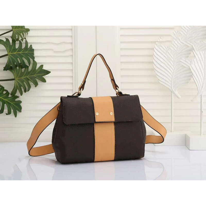 

Classic 22SS handbag messenger bag Totes Fashion Bags Shopping Satchels pu leather bottegas bags Luxury designer purses Cross Body backpack woman wallet M44022