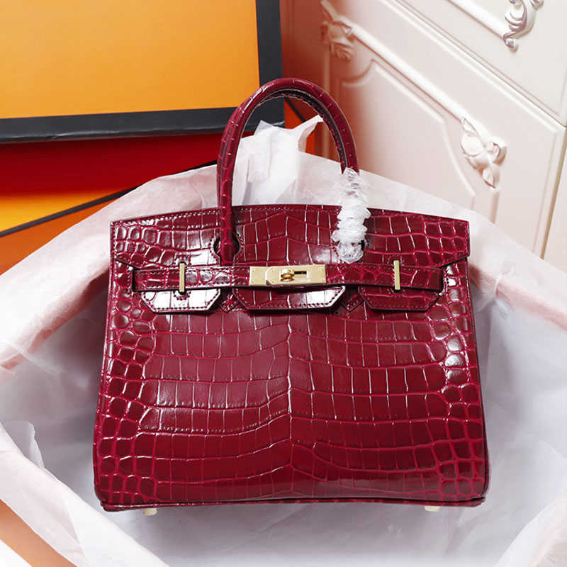 

Top Quality Handbags Tote Shopping Bags Plain Large Capacity Pocket Genuine Leather Crocodile Pattern Gold Hardware Fashion Letters Classic Handbag Purse