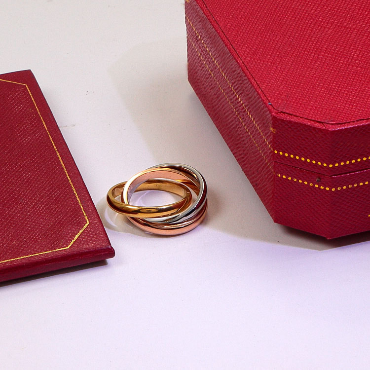 High quality stainless steel trinity series ring Tricolor 18K gold plated band vintage jewelry Three rings and three colors fashion advnced diama