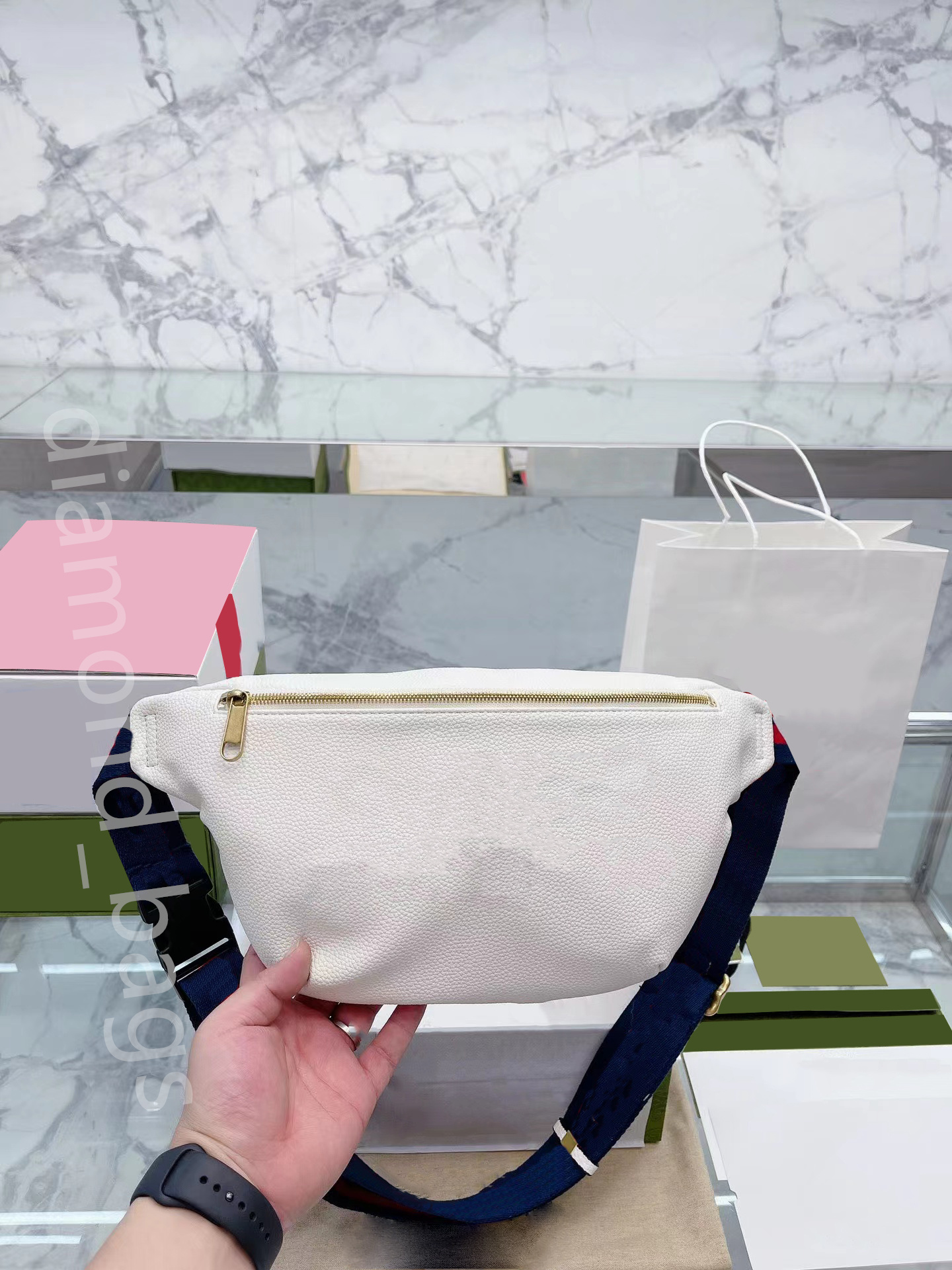 

Luxury Designer Womens Fashion Nylon Waist Bag Men Casual Belt Bags Zipper Chest Fanny Pack Mens Black Bumbag Leather Crossbody Purses Sport Fannypacks