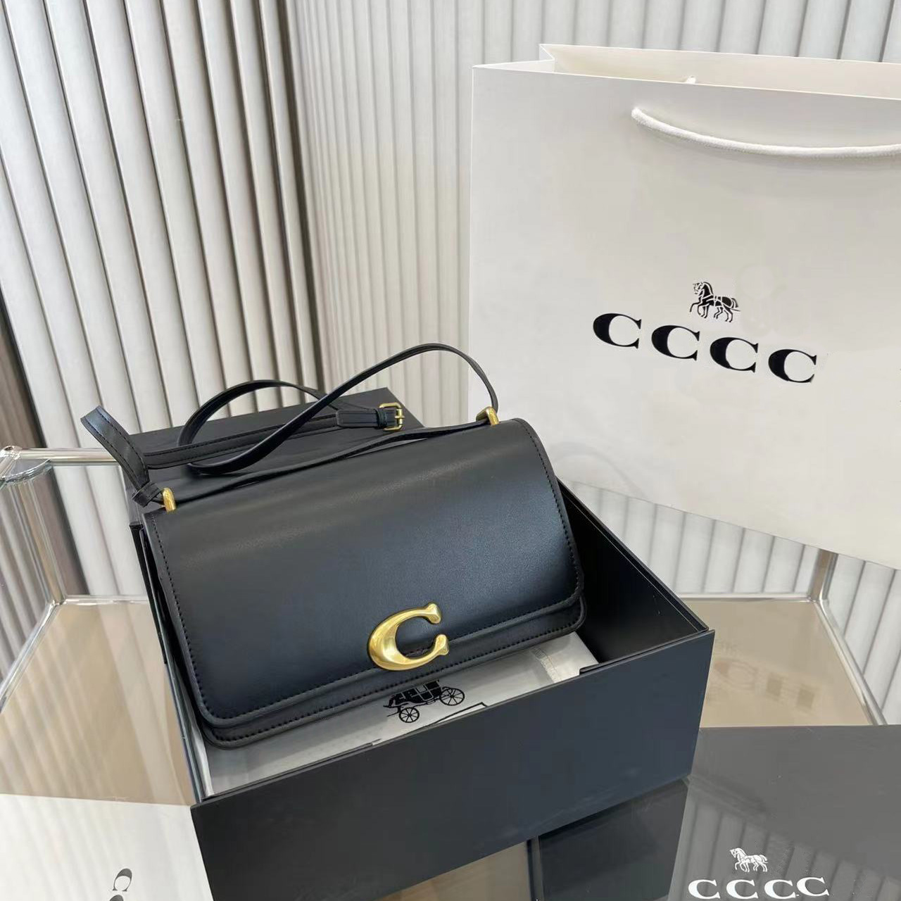 

Designers shoulder bag leather shell bags luxury letter crossbody bag 5A quality Multifunctional classic simplicity fashion trend good match very nice gift