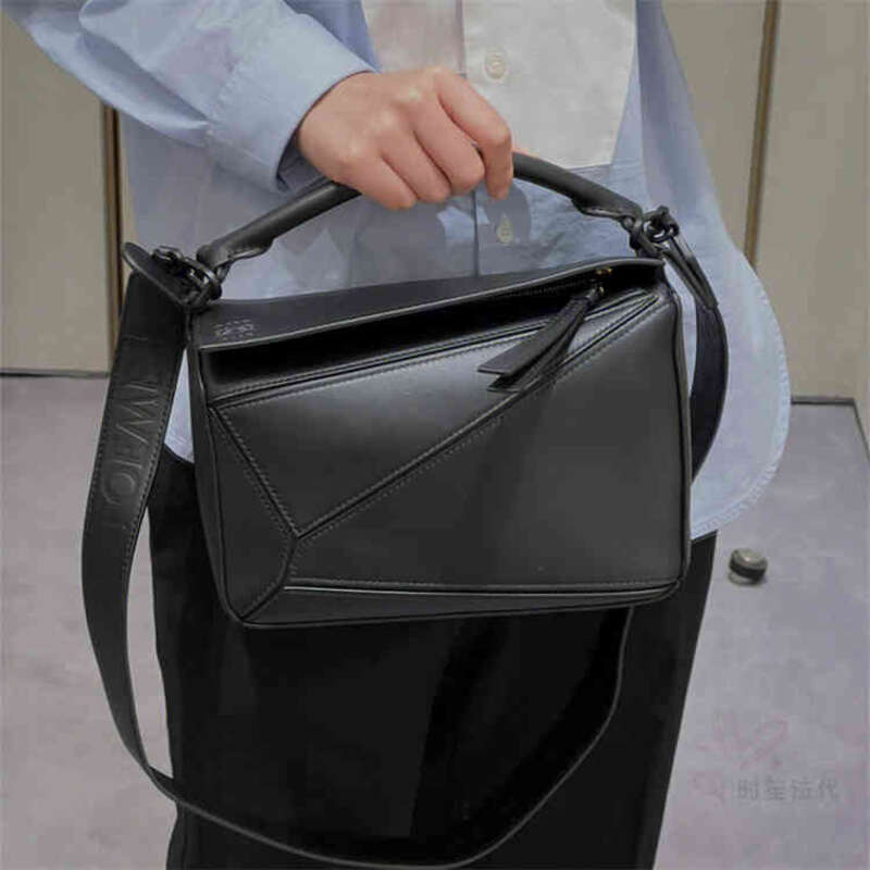 Designer Loew's Handbags Tote bag luxuries designers women crossbody Handbag Shoulder totes bags purses wallet Wide Belt Puzzle Light Leathe