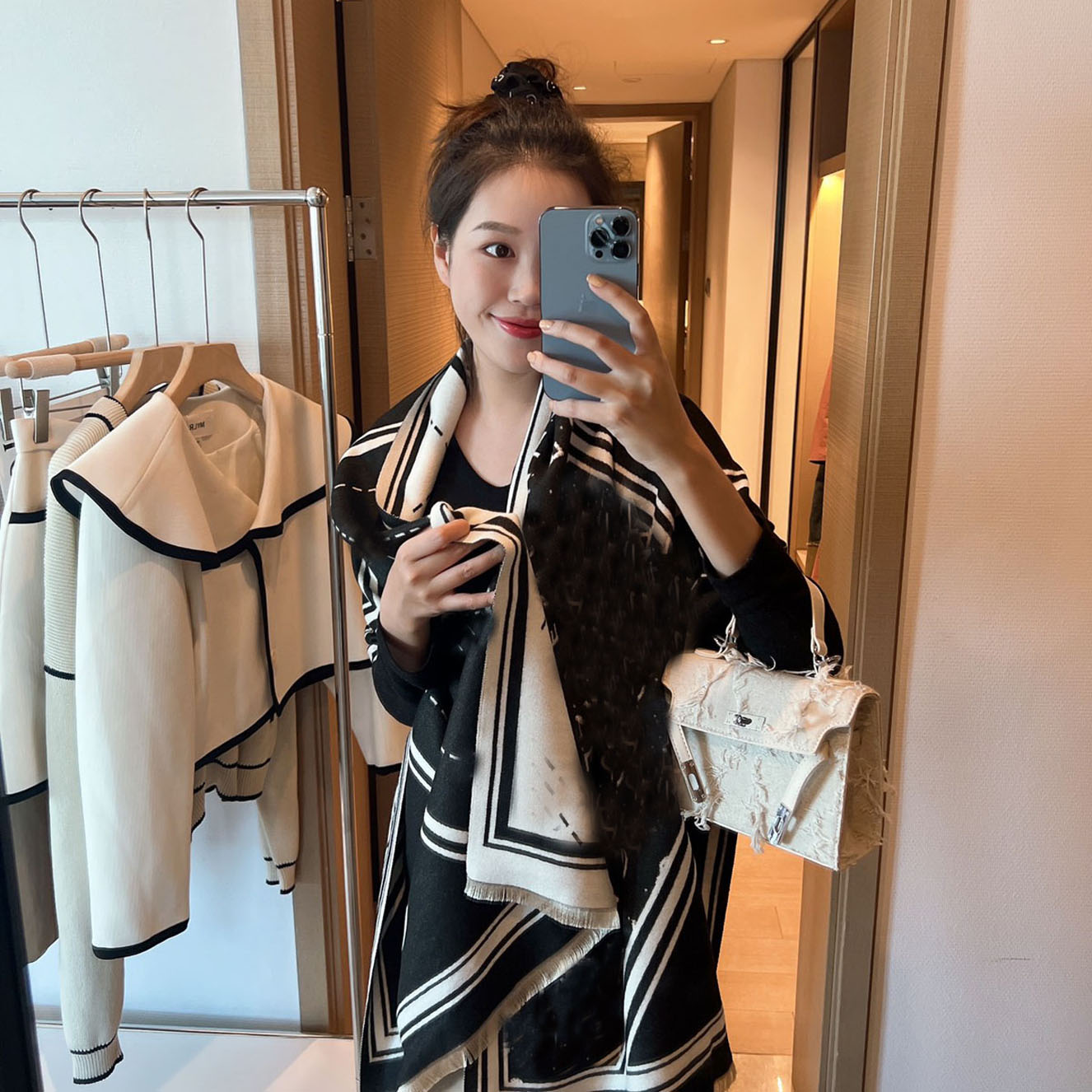 

23ss 23style Fashion Designer Wool Scarfs Winter Spring Cashmere Scarf Men Women Classic Letter Pattern Pashmina Shawl Blanket