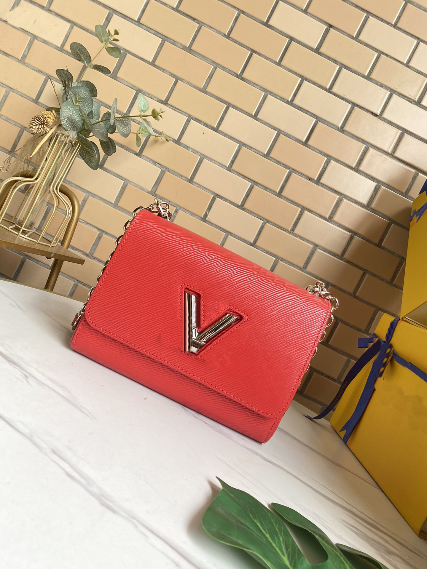 

2022 Designer Luxury Shoulder Bag Handbag Multi color Option 50380, Black gold chain # black inside