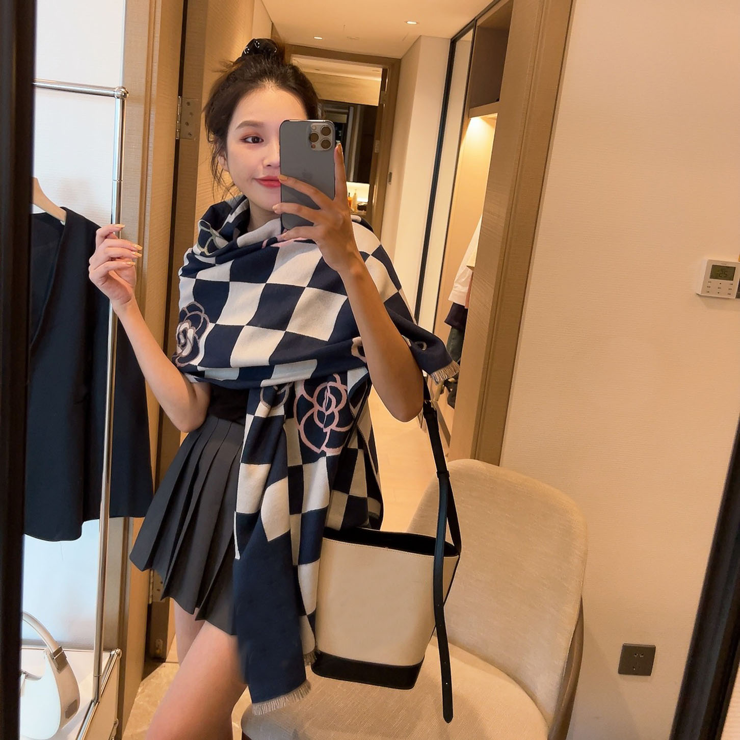 

23ss 23style Fashion Designer Cashmere Scarves Women Winter Scarves Shawls Letters Wool Landscape Print Pashminas