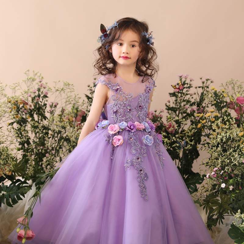 2023 belles robes de demoiselle d'honneur pour les mariages bretelles spaghetti dentelle perles étage longueur volants tulle filles pageant robe