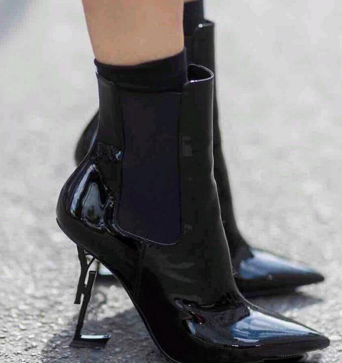 

Luxury Designer OPYUM Booties boots In Alligator-Embossed Patent Leather With Black Heel Snake Heels Boot Pointed Toe Letters High Heels Pumps