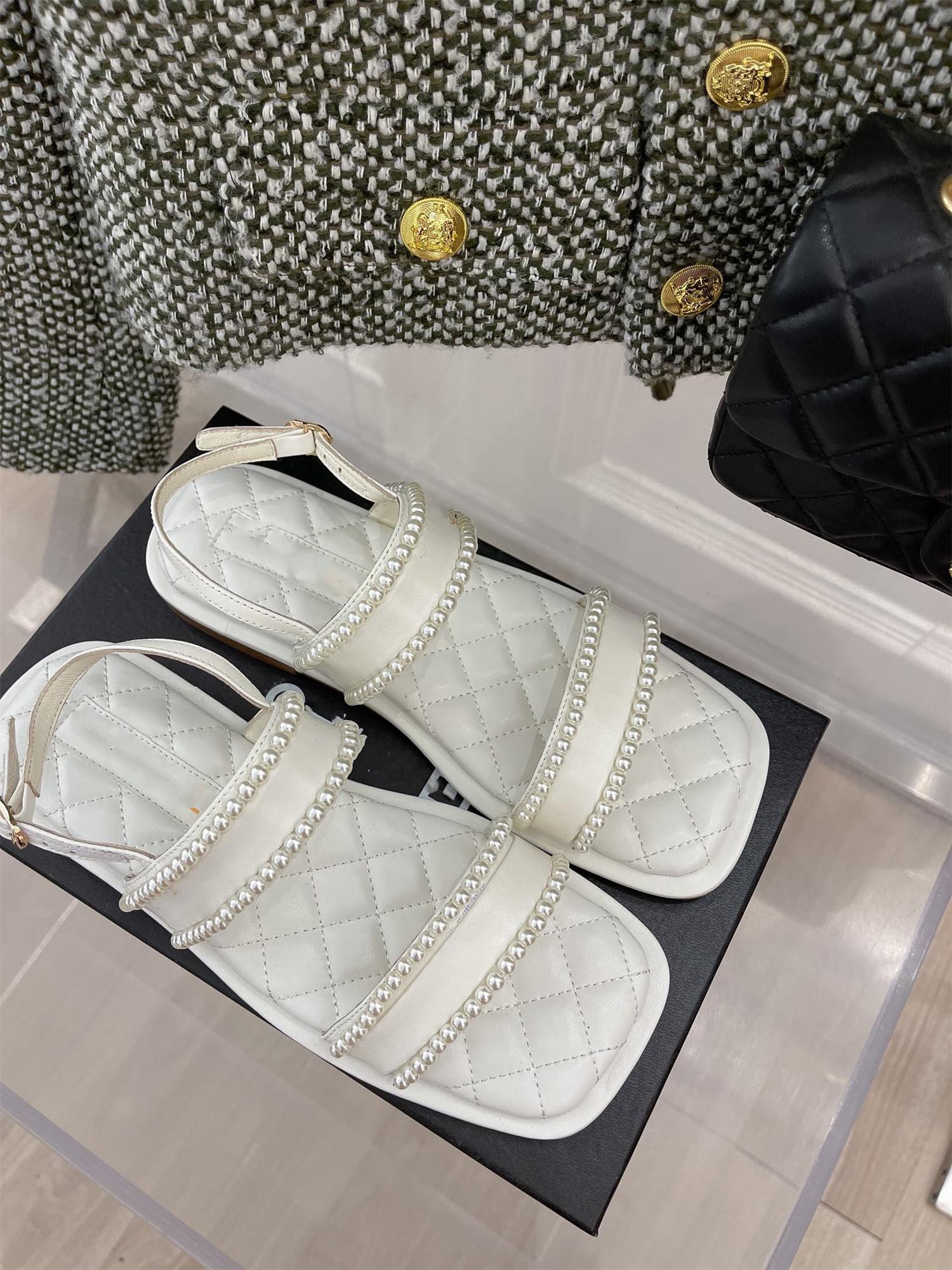 

designer 2022 sandals flat soft and comfortable beach shoes rhombic pearl embellished double strap slippers size 35-41, Black