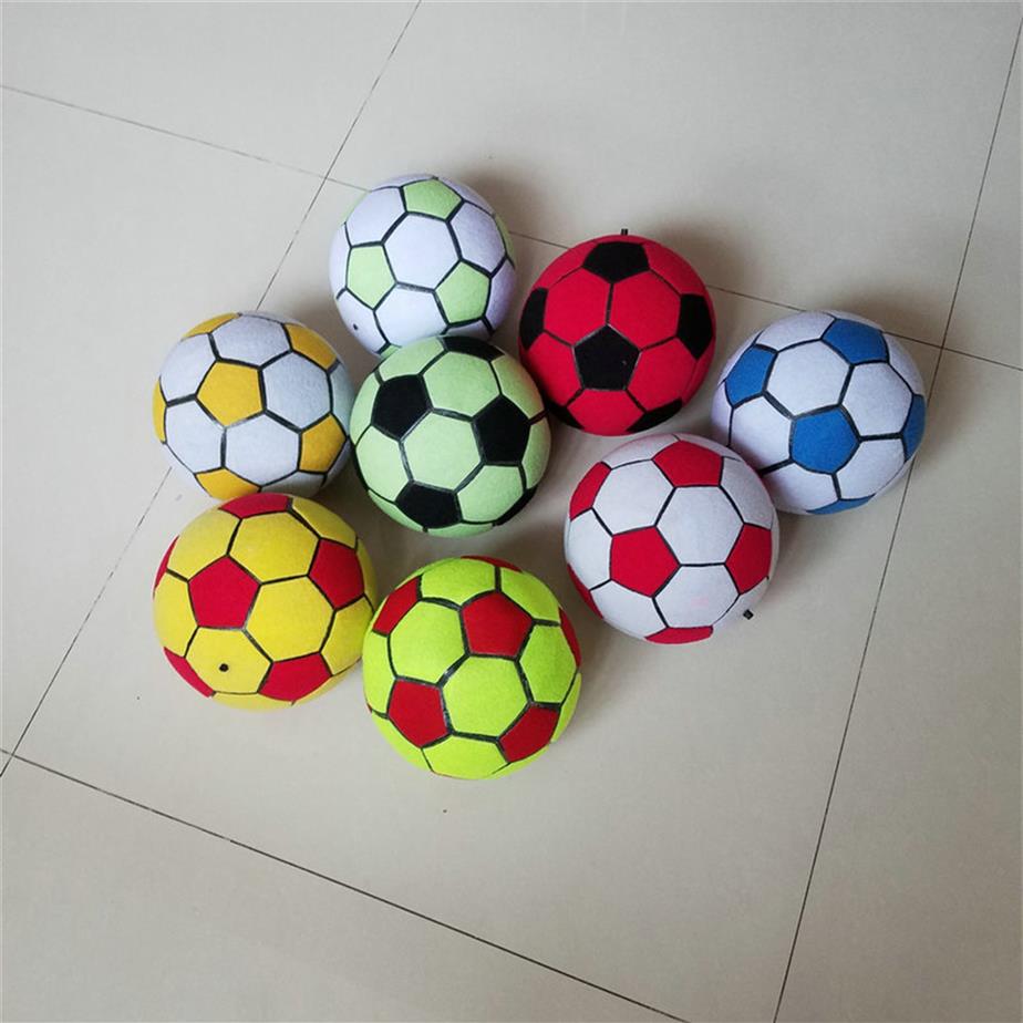 

4 pieces Size 5 outdoor games Inflatable Sticky Football Soccer Ball for Foot Dart Game Dart Board Good Quality221C