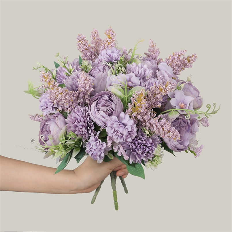 

Artificial Silk Rose Bouquet Vintage Bride Holding Fake Flowers Home Wedding Decoration Accessories 220811