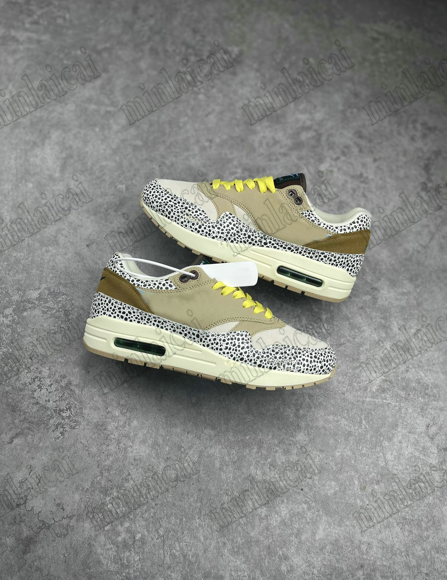 

1 Safari Cobblestone Men Women Designer Sports Shoes DV3027-001 Trainer Sneakers Cobblestone/Worn Blue/Limestone