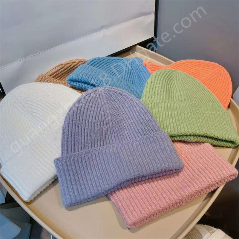 15 Colors Designer Thick Warm Winter Beanies Hat Triangle Logo Knitted Windproof Caps Sretch Soft Ski Sport Men's and Women's Brand Cap