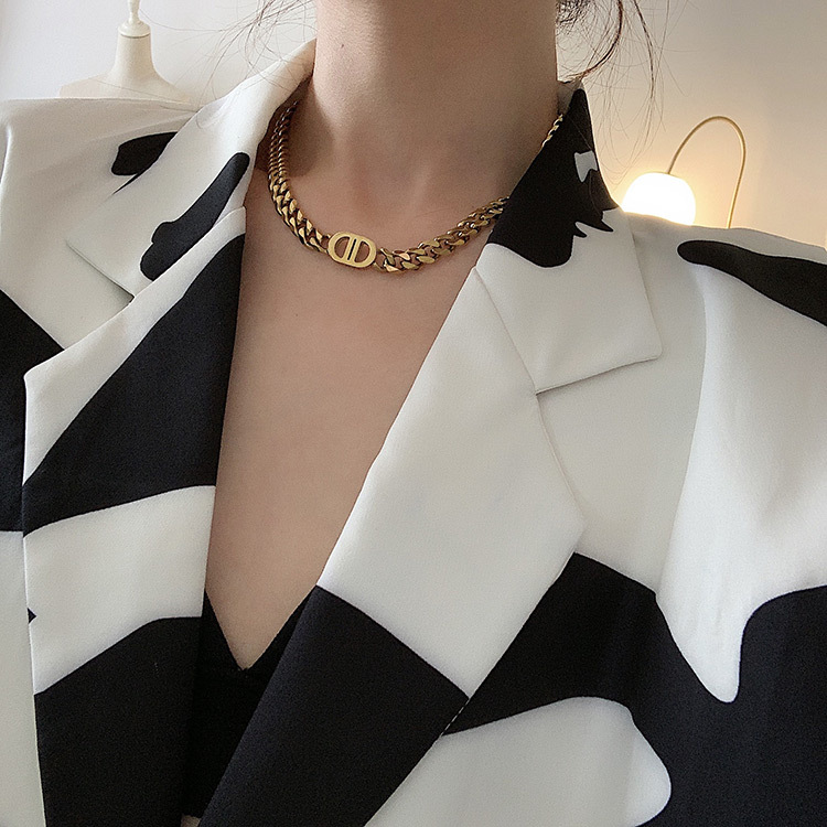 

Cuban link chain for men women Gold necklace chains Brandjewelry luxury designer necklace Simple Letter C Engagement gift Party anniversary hip hop