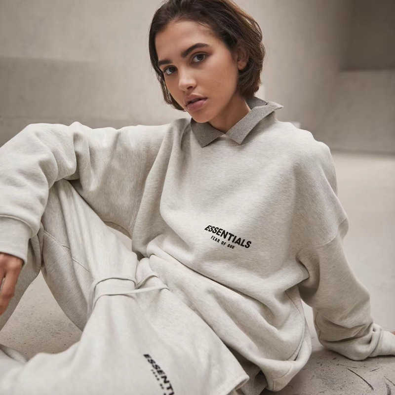 

Hoodies 2022 Fashion American High Street Brand Ess Round Neck Sweater Season 8 Double Line Letter Pullover Loose Women, Light gray