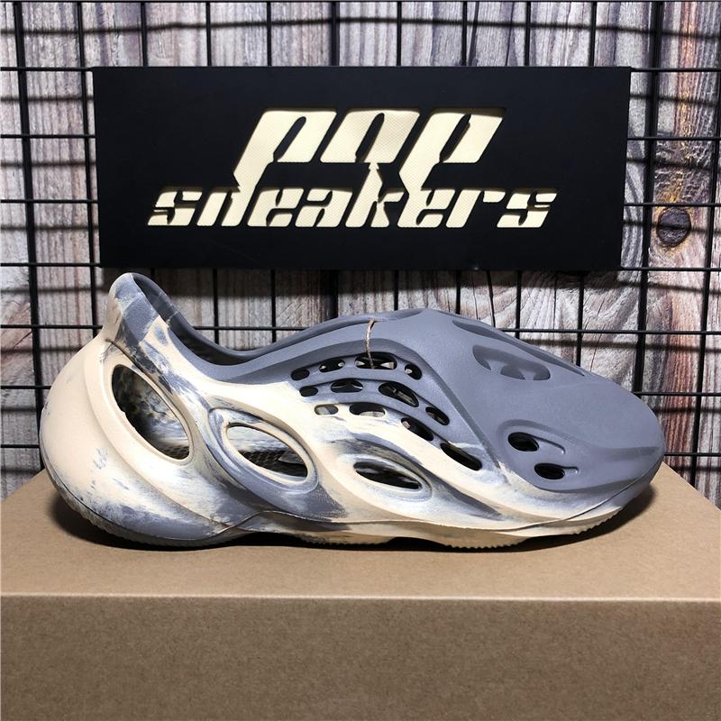 

Kids Womens Mens Slippers Foam Runner Slides Sandals Desert Sand Sulfur Onyx Black Cream Clay Moon Grey Ochre Designer Slide Beach Shoes Sliders 22-47, Color 1