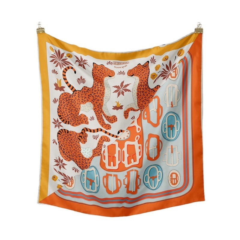 

Summer Small Square Scarf Leopard Silk Female Decorative Orange Printing Japan and South Korea Sweet Four Seasons Universal Plain 220816