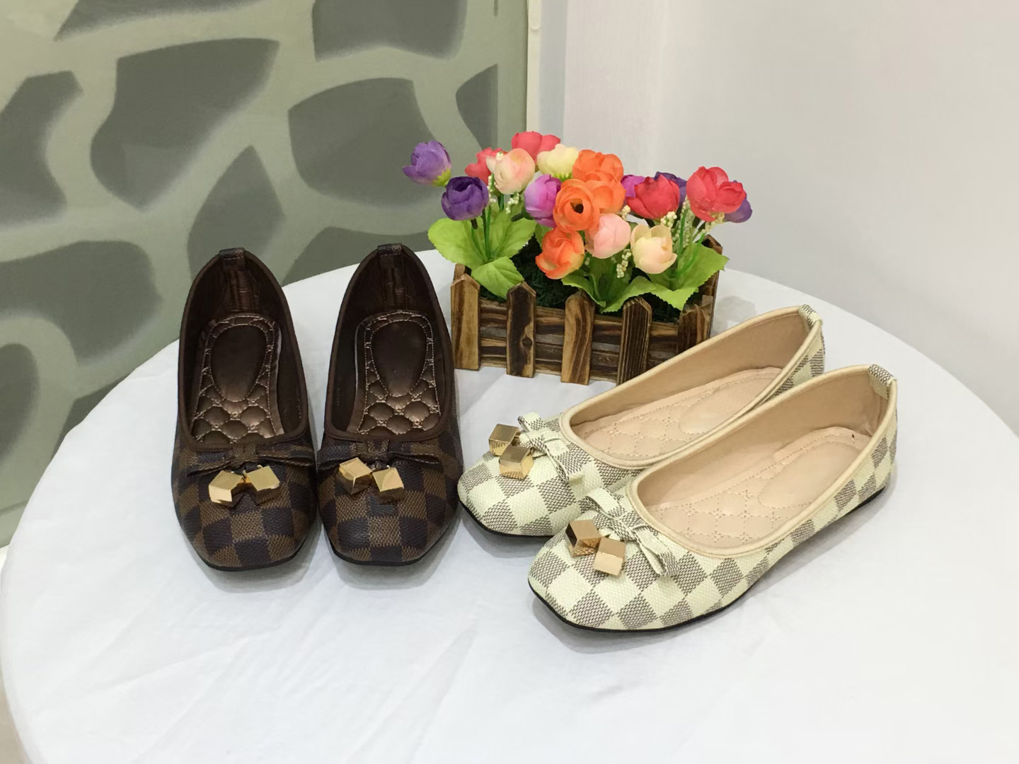 

Multi color designer Dress shoes quilted loafer women bow Ballet Dance shoe fashion sneakers buckle Flats boat shoe Lady leather Trample Lazy Loafers size 34-42 US4-11, 9686-32