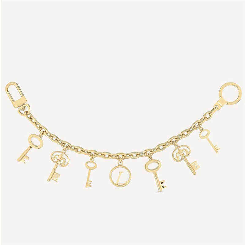 bai cheng Fashion Keychain Luxury Designer Brand Classic Key Chain Fornasetti Women Men Car Keyring Stainless Steel Buckle Keychains Bags Pendant