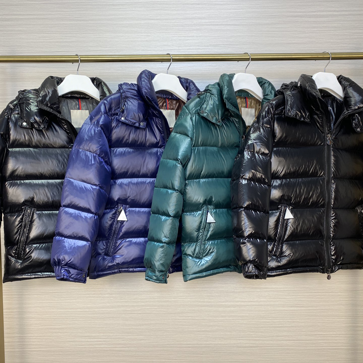 

High Quality Winter Puffer Jacket Mens Down Jacket Men Woman Thickening Warm Coat Leisure Men's Clothing Luxury Brand Outdoor Jackets New Designers Womans Coats bb