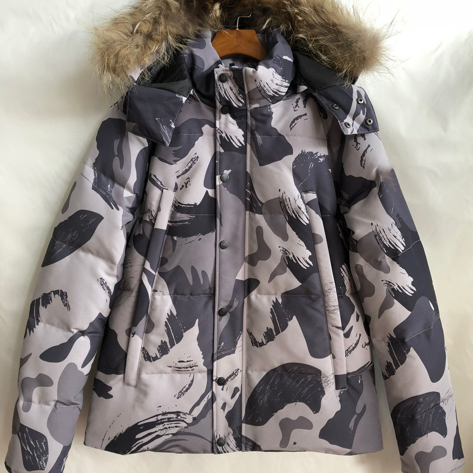 Mens Winter Down Coat Wolf Fur Puffer Jackets Fashion Camouflage Hooded Down Jacket Designer Man Autumn Outdoor Coats Woman Casual Outerwear 23fW-image-790963847