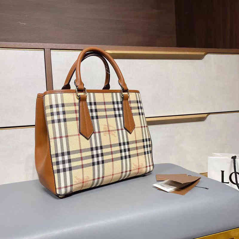 

Designer Burberys Handbags large Boston Plaid womens bag spring and summer of, Black