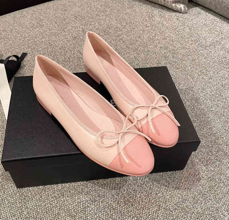 

High version brand C family single round head shallow mouth ballet flat shoes small fragrance leather color matching, Black