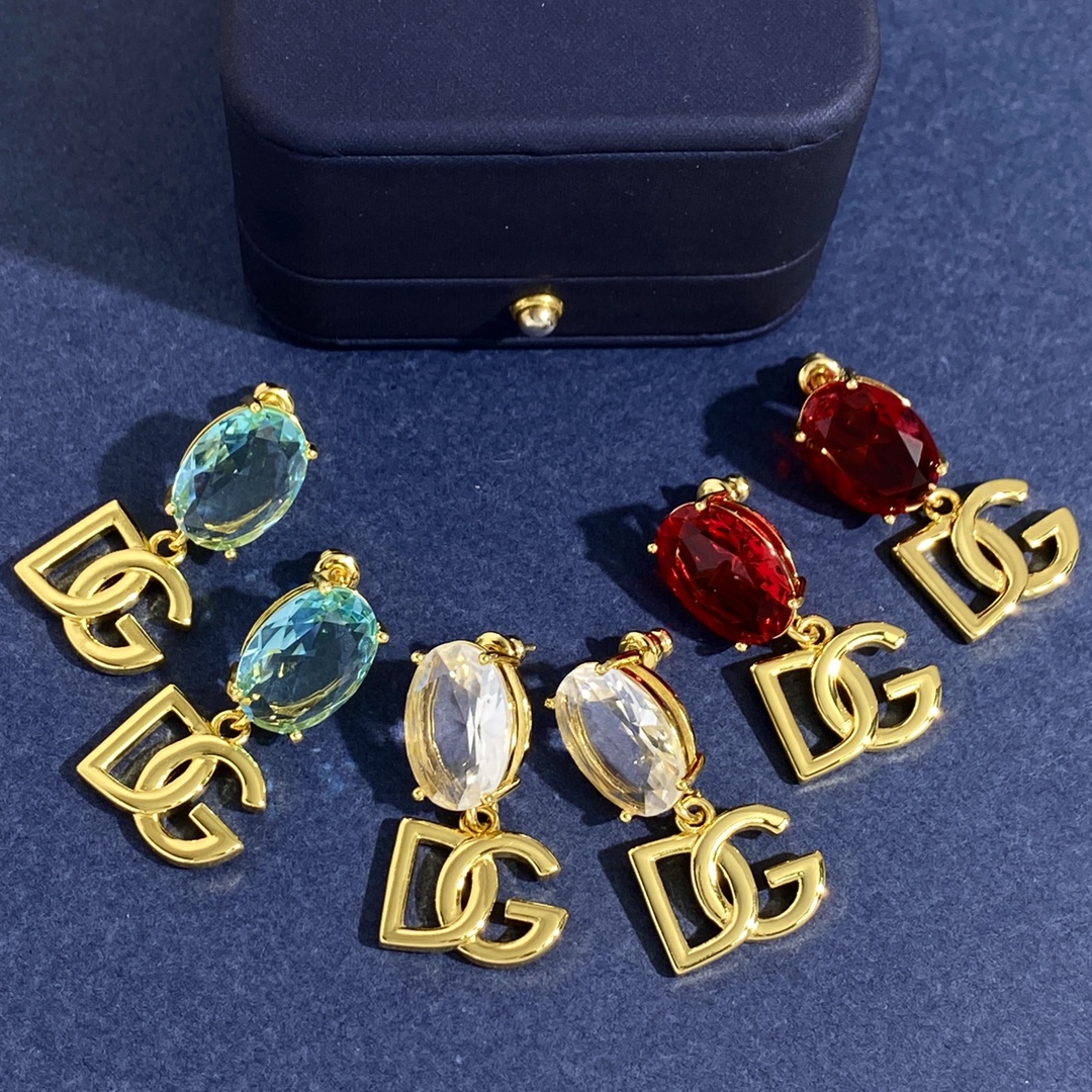 Fashion new designed necklace Bracelets earring hoops G Letters shiny non-fading 18K gold plated women necklace Designer Jewelry D-- 036