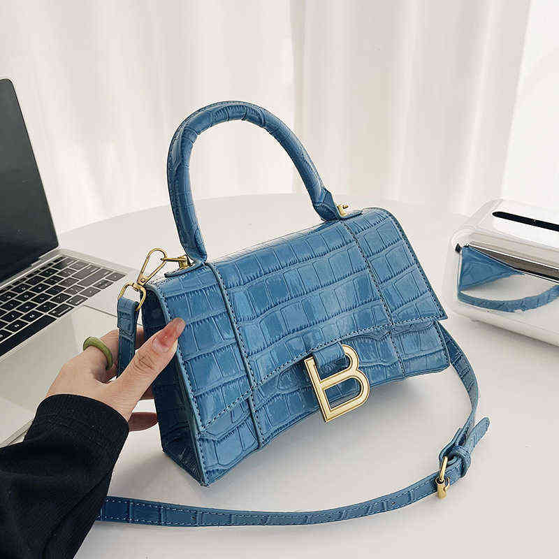 

Purses Small bag 2022 new hand versatile women's one shoulder messenger hands Handbags, White