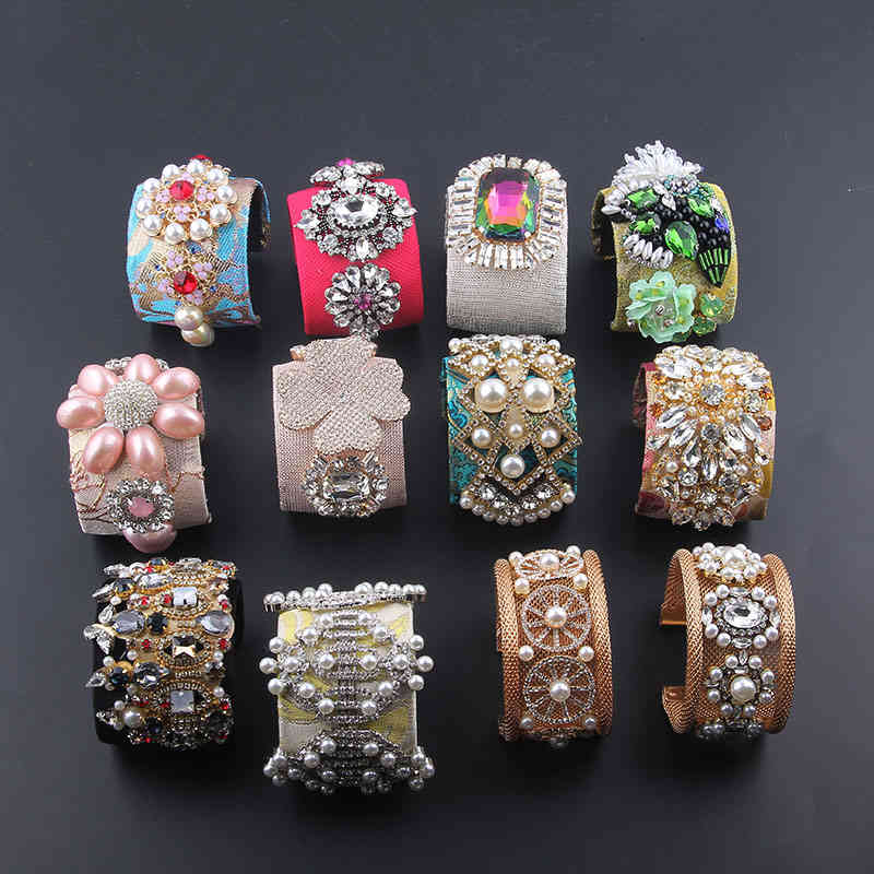 Bijoux de créateur baroque fleur gland s avec ouverture Bracelet femmes croix Bracelet Bijoux Femme perle Bracelet 4812