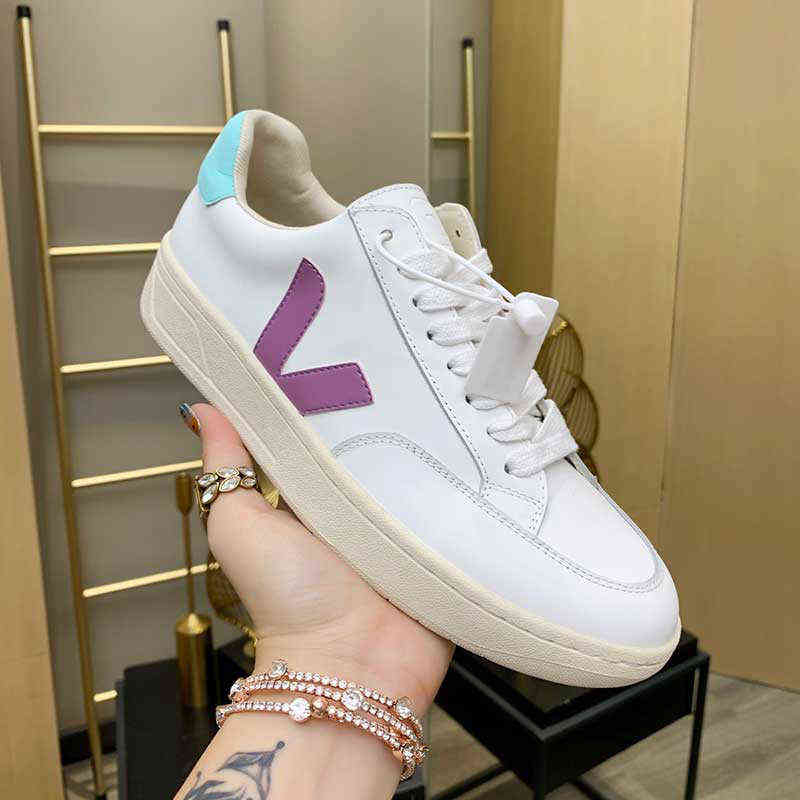 

Women's High End Shoes 2023 New European Veja Lace Up Comfortable Versatile Flat Casual Shoes Single Shoe, Red tail red v