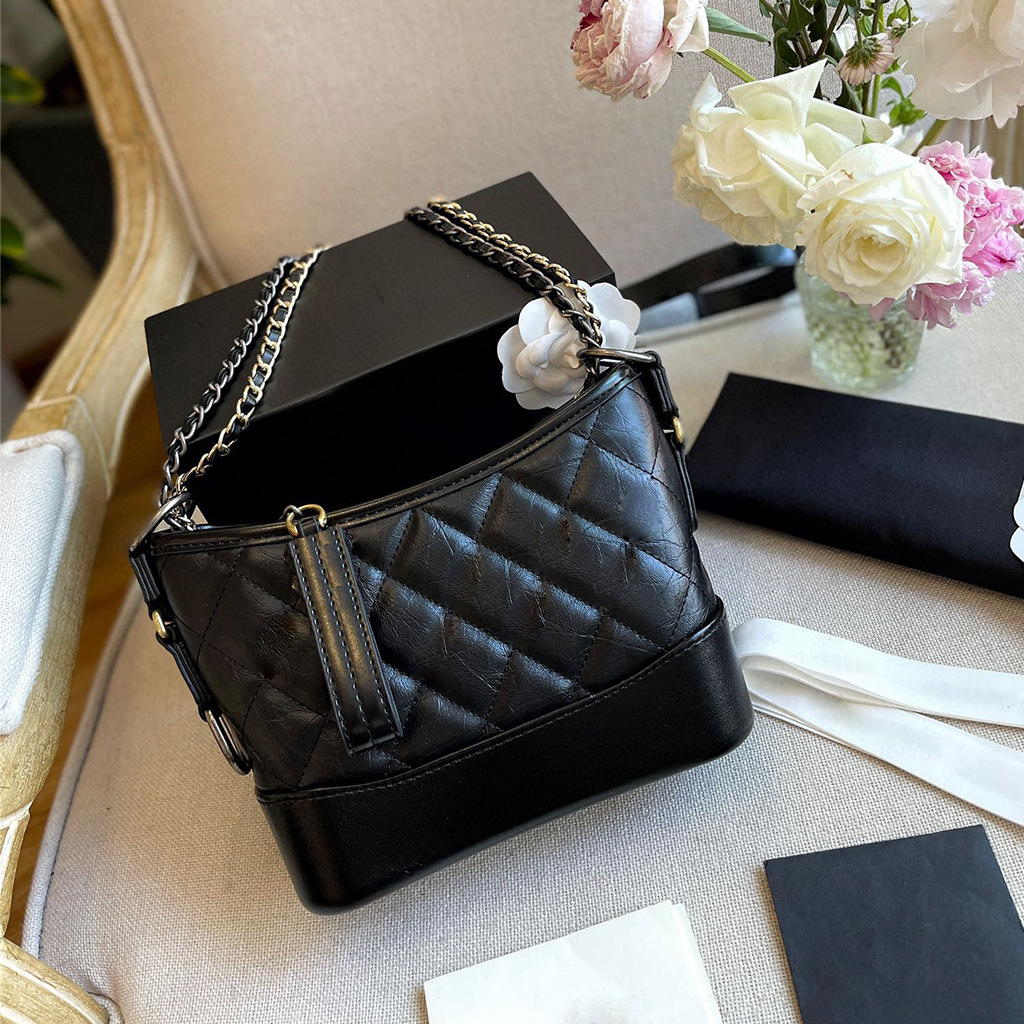 

Classic Woman Handbag Designer Shoulder Bag 2022 Luxurys Designers Shoulder Bags Leather Handbags Girl Fashion Women Cross Body Metallic Chain CrossBody Totes, Box
