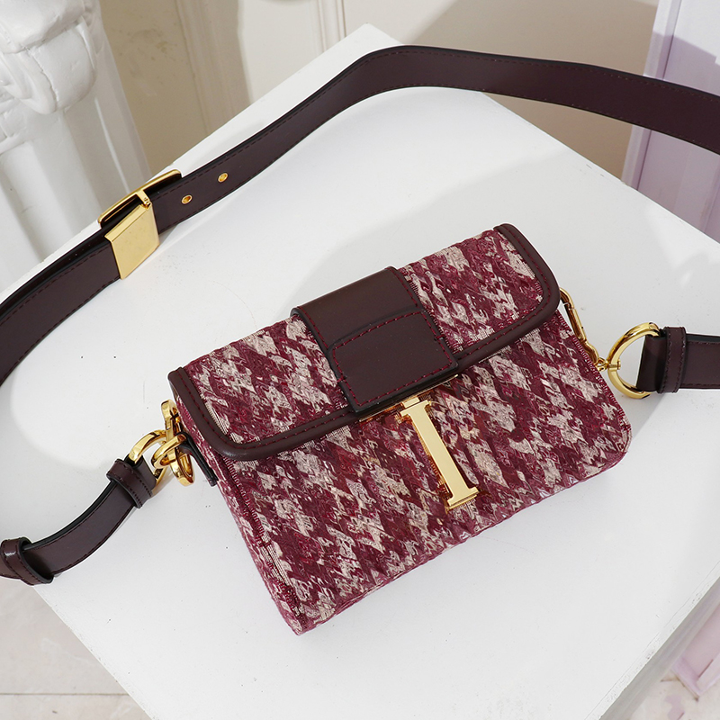 

30 Montaignes Box Bag Grain Leather Bags Designer Bobby Hobo Blue Obliques Jacquards Canvas Small Womens Luxurys Shoulder Bags CrossBody 001, Color 1