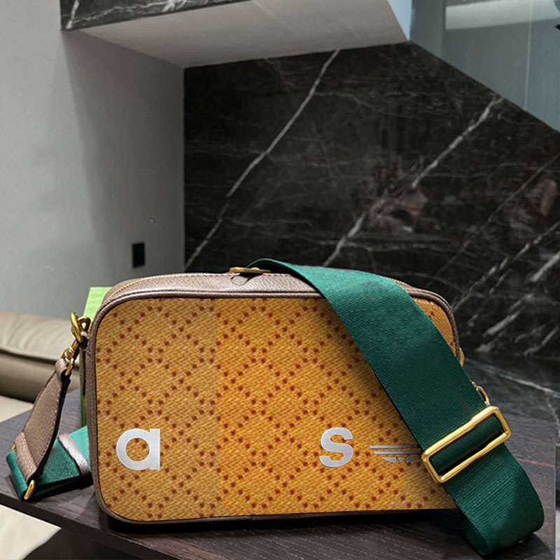 Designer Men Camera Bag Sport Crossbody Bag Three Stripes Unisex Handbag Fashion Women Shoulder Bag Clutch Purse High Quality Leather Red Green S