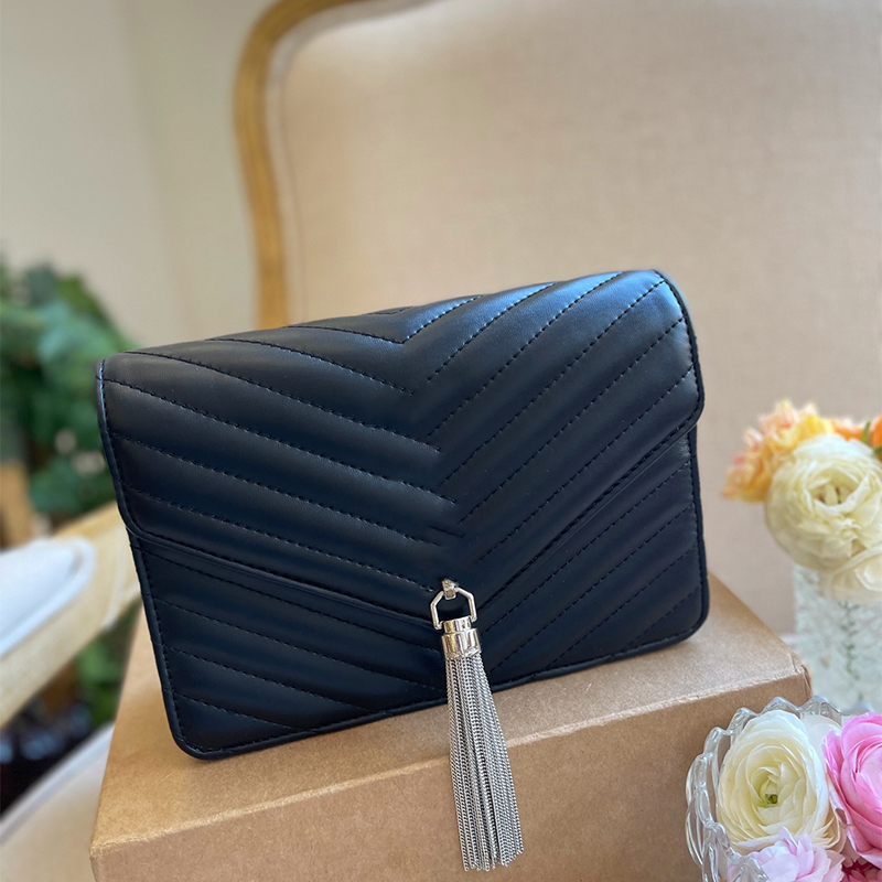 

woman leather designer bag famous french designers handbag fringe chain bags luxury ladies fashion crossbody han dbag black shoulder bag wallet backpacks