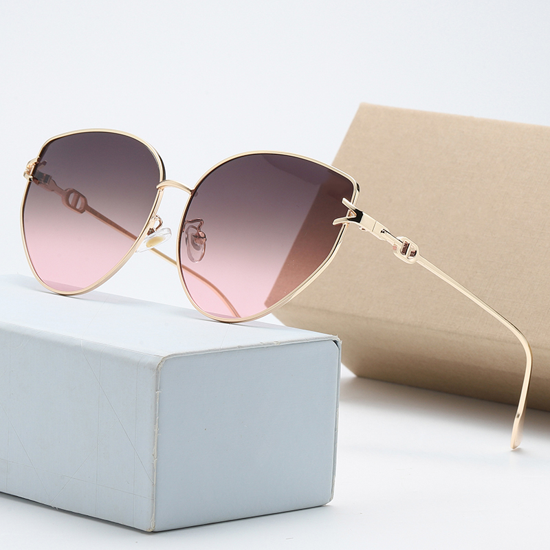 Designers Eyewear Men Femmes Fashion Summer Style Polaris Toisses Lunettes de soleil Glêmes de soleil avec étuis
