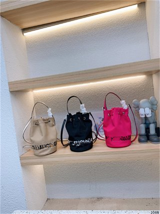 

2022 Designer Balencaigaity Handbags Fashion Leather Shoulder Crossbody Bags Wallets Backpacks ouooex